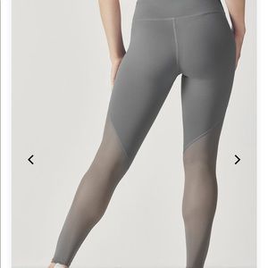 Fabletics Polly legging in like new condition.